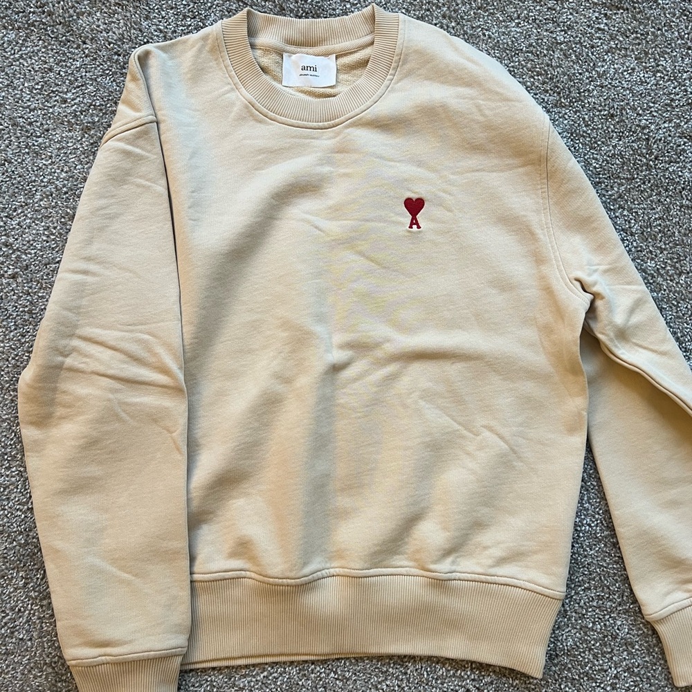 Ami sweatshirt Like new